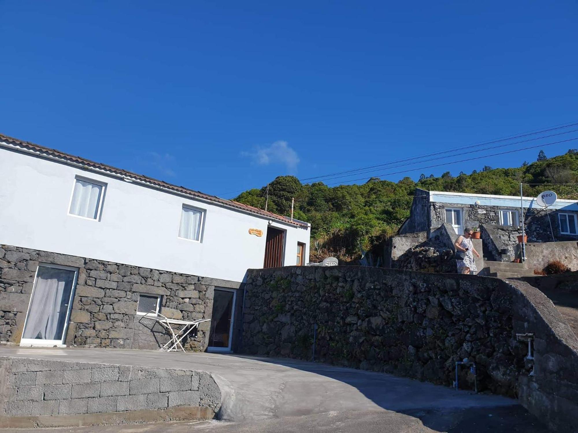 Vigia Dos Machados Lajes do Pico Exterior foto